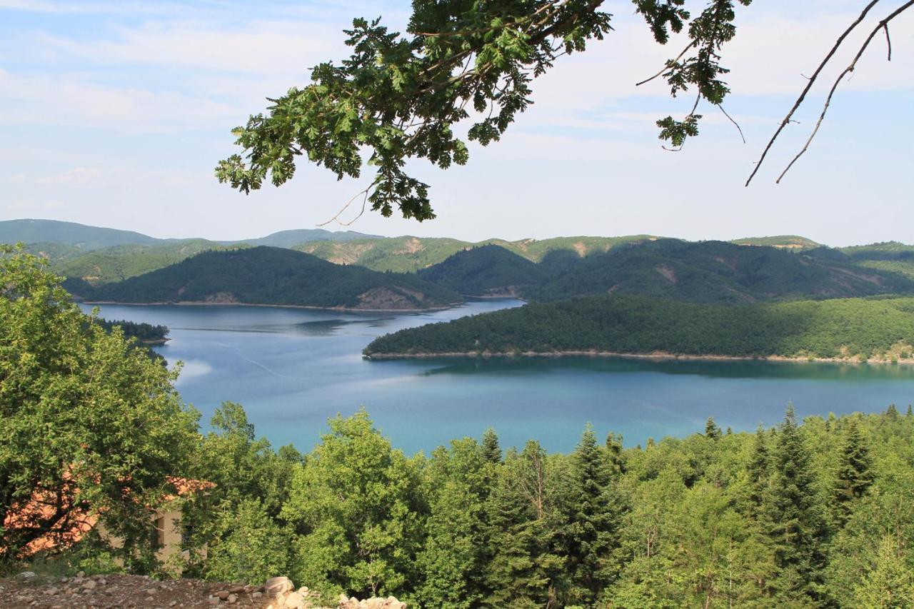 Ktima Alonaki Aparthotel Lago Lago Plastiras Exterior foto
